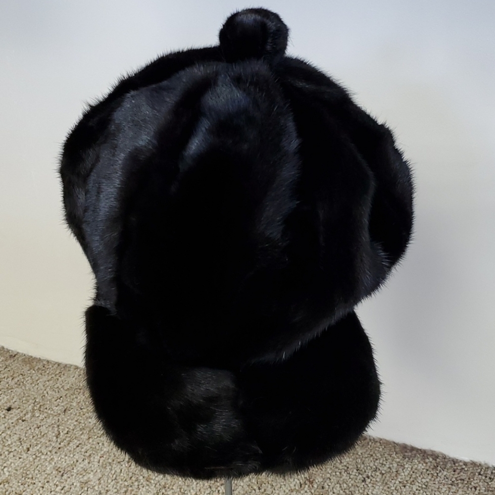 Black Mink Fur Sections Apple Cap - Picture 2 of 4